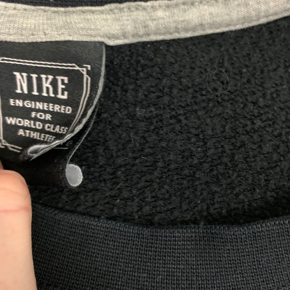 NIKE | Official US Military Camouflage Sweatshirt - Picture 5 of 8